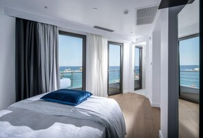 21 bedrooms, iron/ironing board, free WiFi, bed sheets - Made By The Sea Villas 21 BDRM (Mades)
