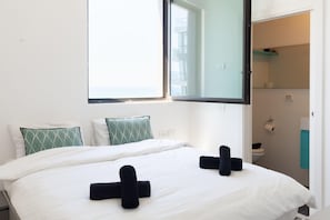 3 bedrooms, iron/ironing board, bed sheets - Daniel Ivoire in Tel Aviv-Yafo (Tel Aviv-Yafo)