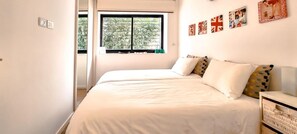 2 bedrooms, desk, iron/ironing board, bed sheets - Rupin Nacre in Tel Aviv-Yafo (Tel Aviv-Yafo)