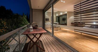 Studio Rio: Unique space with garden and garage