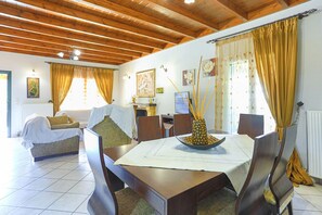 Dining - Villa ChrisDina in Nymfes (Nymfes)
