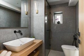 Bathroom - Executive Suite Cantons View (Kerkira)