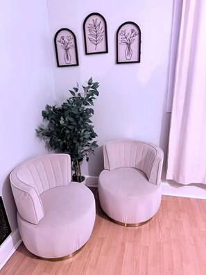 Nicht klassifiziertes Bild, 4 von 9, Schaltfläche