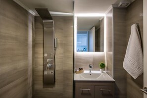 Hair dryer, towels - Festos Palace by Luxury Living Apartments (Gournes)