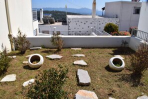 Property grounds - Bellavista House in Monolithos Rhodes (Monolithos)