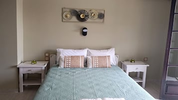 1 bedroom, iron/ironing board, travel crib, WiFi (free)