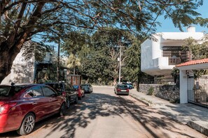 Property grounds - Mojarra: Suites with Balcony in Cancún Heart (Cancún)