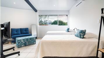 Chambre Confort Double ou avec lits jumeaux, vue ville