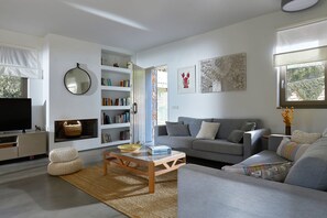 Televisio, DVD-soitin, stereot
