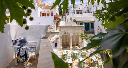 Platanos Cycladic house