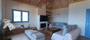 TV, fireplace - Augustela Villa / SeaView Vacation Villa (Agia Effimia)