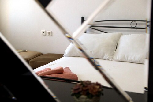 Nikolaou Apartments Upper Floor