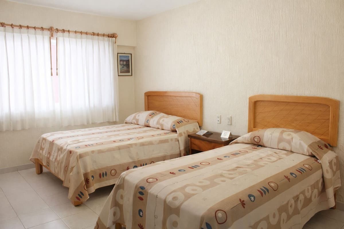 エグゼクティブ ルーム | WiFi (無料)