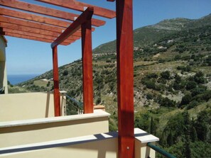 Property grounds - Myrtos Cottages Cleo (Divarata)