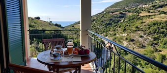 Myrtos Cottages Ourania