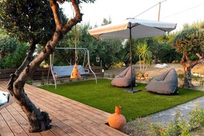 Property grounds - Sunset bliss villa in Karteros (Agios Romanos)