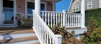 Waterfront home in charming Madison