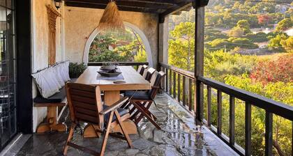 Villa Xenia and Akis