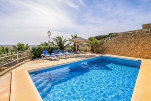 Nicht klassifiziertes Bild, 4 von 26, Schaltfläche