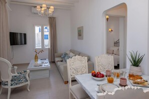 Dining - Summer Grace , Tinos (Tinos)