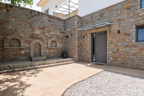 Exterior detail - Villa Santa Marina by Modone Villas in Peloponnese (Methoni)