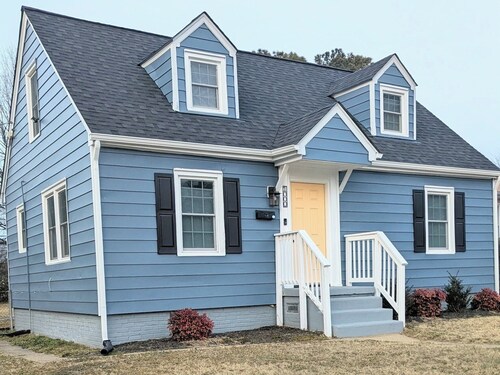 Cozy 3 BdRm Cape Cottage in Green Park, RVA - 10 minutes 2 Downtown 