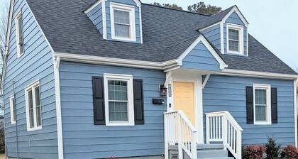 Cozy 3 BdRm Cape Cottage in Green Park, RVA - 10 minutes 2 Downtown