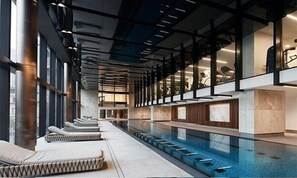 Spa - 2Bdrm Apt with Lge Terrace near Sthn Cross Station (Docklands)