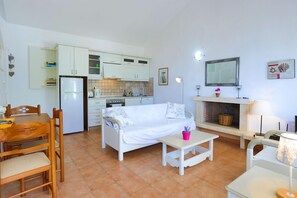 Living area - Villa Dionisis in Paxi (Paxi)