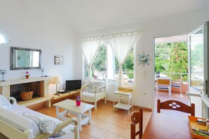 Living area - Villa Dionisis in Paxi (Paxi)
