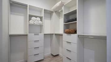 Comfort Room | Interior