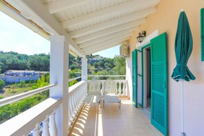 Property grounds - Renoula Saint Stephanos (Agios Stefanos)