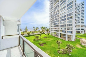 Property grounds - Beach Paradise 4BR with view (Viña del Mar)