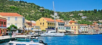 Amphitrite in Paxi with 2 bedrooms and 2 bathrooms