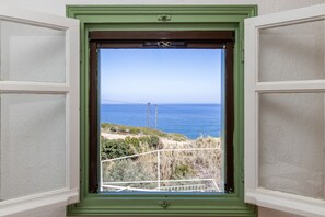 Interior - Nerissa Cottage - Skopelos Glossa (Glossa)