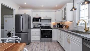 Chaumière, vue sur le lac | Cuisine privée