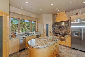 Fridge, microwave, oven, stovetop - Luxury Estate: Pool, Spa, Lake Views & Game Room (Fawnskin)