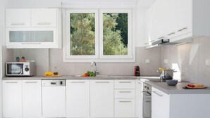 Unclassified image, 5 of 30, button - Villa Anticlea Villas Harriet, with sea view! (Ligia)