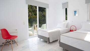 4 Schlafzimmer, Bügeleisen/Bügelbrett, Reisekinderbett, kostenloses WLAN