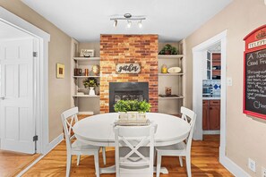 Unclassified image, 4 of 19, button - Route Sixty Sixn-Nob Hill 2bedroom,1 Bath, House (Albuquerque)