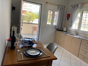 Fridge, microwave, oven, stovetop - Light Blue - Lefkada Blue (Lefkada)