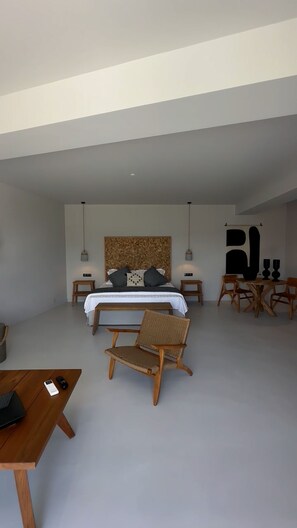 1 bedroom, iron/ironing board, free WiFi, bed sheets - Duchess Suite - Cavalier Suites (Nikiana)