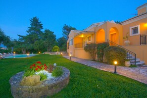 Exterior - Villa Spyrelia in Dassia (Dassia)