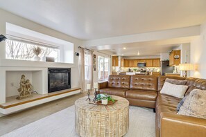 Unclassified image, 4 of 36, button - 9 Mi to DIA: Group Getaway w/ Easy Denver Access (Commerce City)