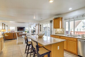 Unclassified image, 5 of 36, button - 9 Mi to DIA: Group Getaway w/ Easy Denver Access (Commerce City)