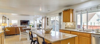 9 Mi to DIA: Group Getaway w/ Easy Denver Access