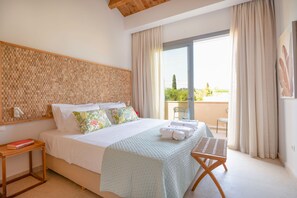 2 Schlafzimmer, Schreibtisch, Bügeleisen/Bügelbrett, Reisekinderbett