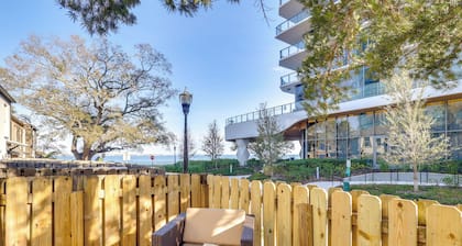 Water View! Walkable Gem Near Bayshore Boulevard