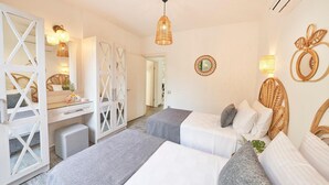 3 Schlafzimmer, Bügeleisen/Bügelbrett, Reisekinderbett, Bettwäsche