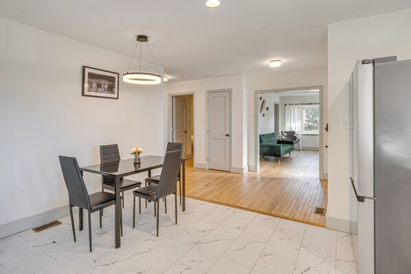 Unclassified image, 1 of 24, button